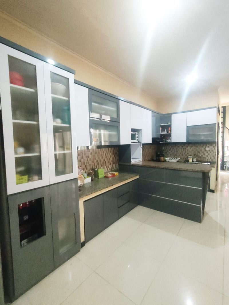 Di Jual rumah mewah harga bersahabat di Bekasi Barat - 5