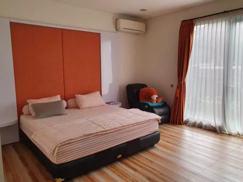 RUMAH 2 LANTAI MERUYA SELATAN JAKARTA BARAT - 4