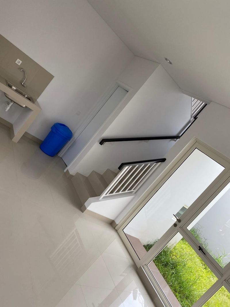 Rumah Minimalis di KOTA TANGERANG SELATAN, Banten - 3