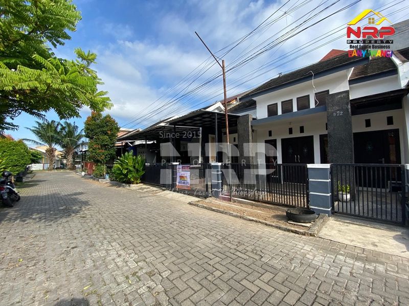 Dijual Rumah Second 2 Lantai di Kebalenan - Banyuwangi Kota - 4