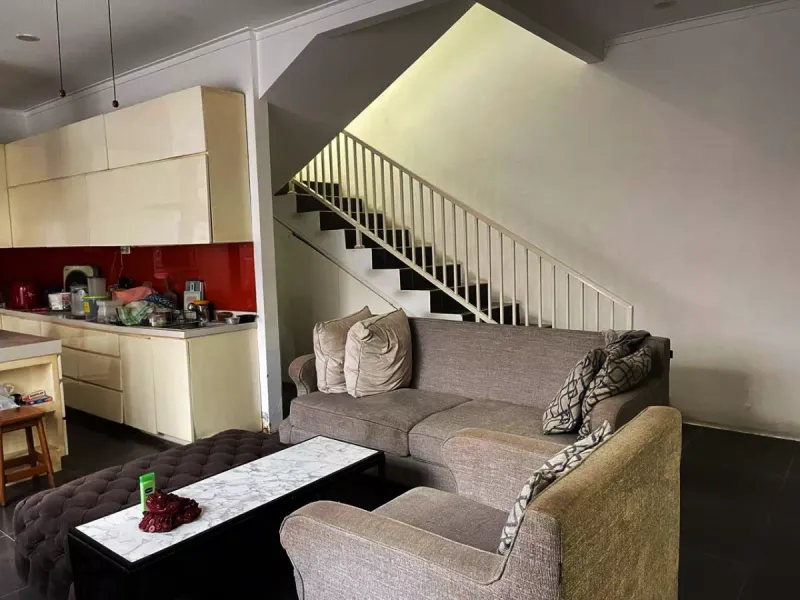 Rumah di Menteng Atas, Jakarta Selatan - 4