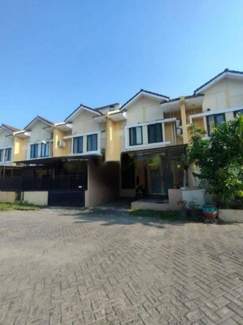 Rumah Cantik di KOTA SURABAYA, Jawa Timur - 2