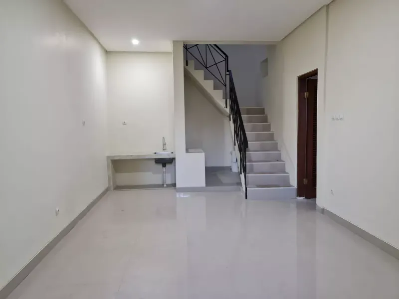 Dijual Rumah Baru Siap Huni Dekat MRT BLOK A Cocok Usaha dan Hunian - 2