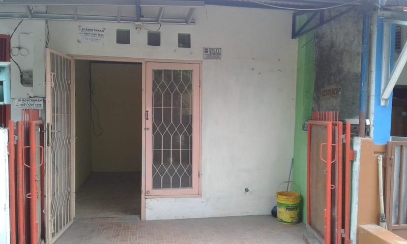 Dijual rumah dan kios murah di Binong permai - 2