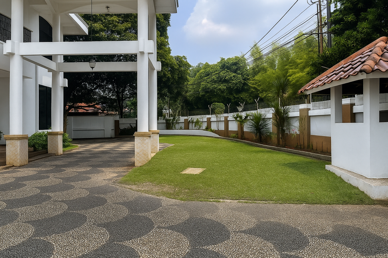 Disewa Rumah Mewah untuk Usaha ,Cilandak Barat, Jakarta Selatan -  Area Komersil - 2