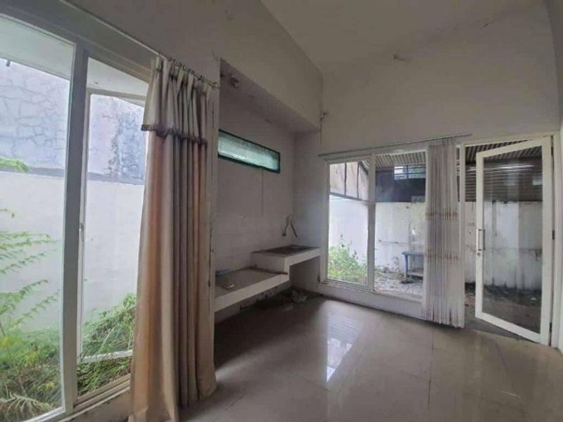 Rumah Kosong di KOTA SURABAYA, Jawa Timur - 2