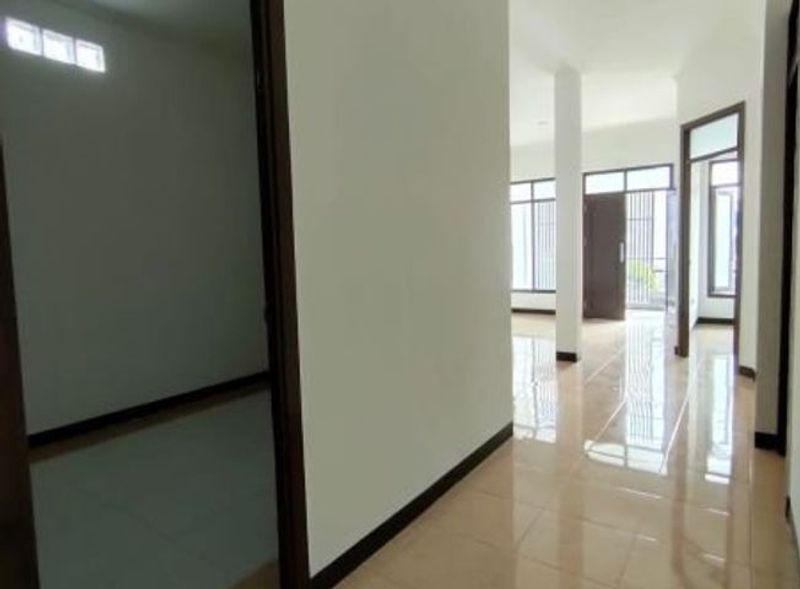 Rumah 2Lt, Siap Huni, Lok. Strategis di Cililin, Petogogan - 3