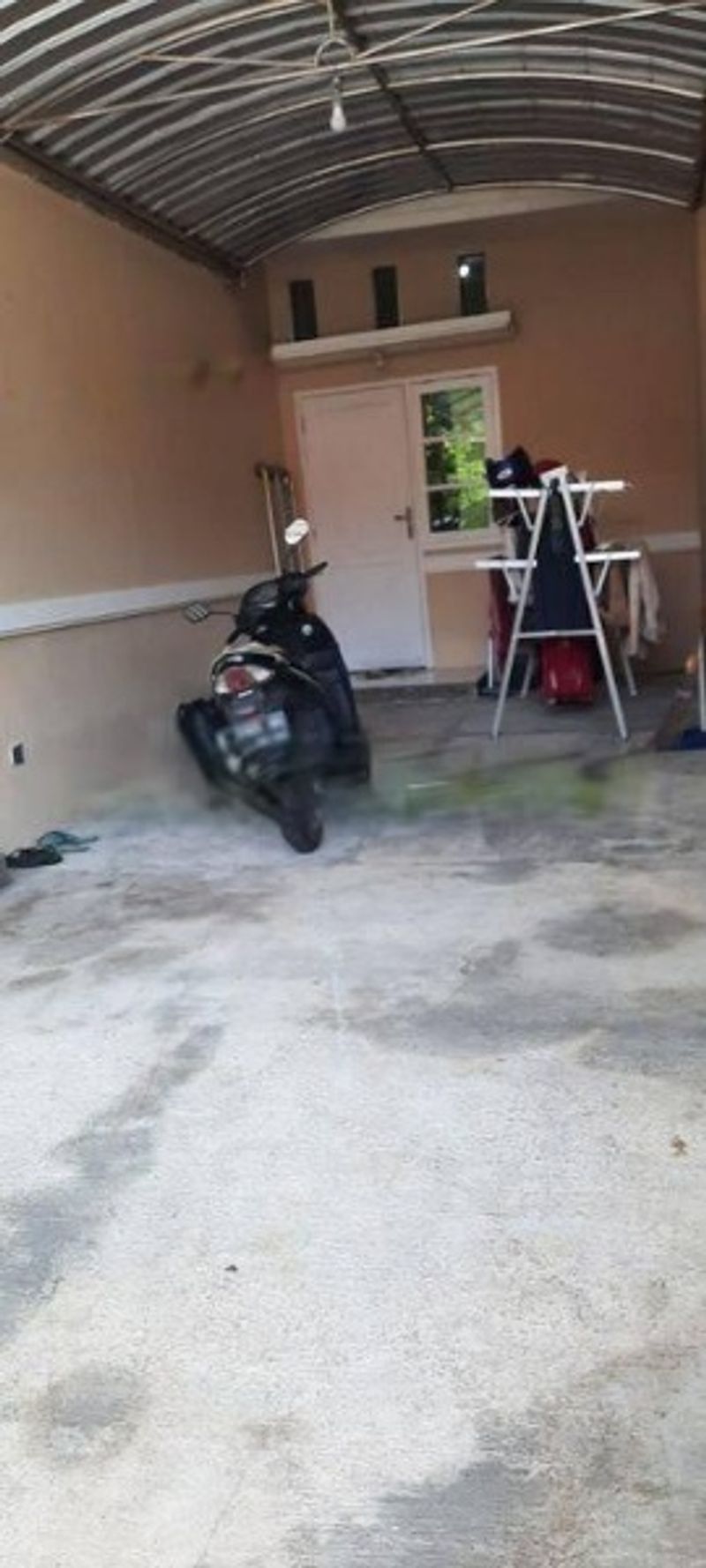 Rumah Keren di KOTA SURABAYA, Jawa Timur - 3