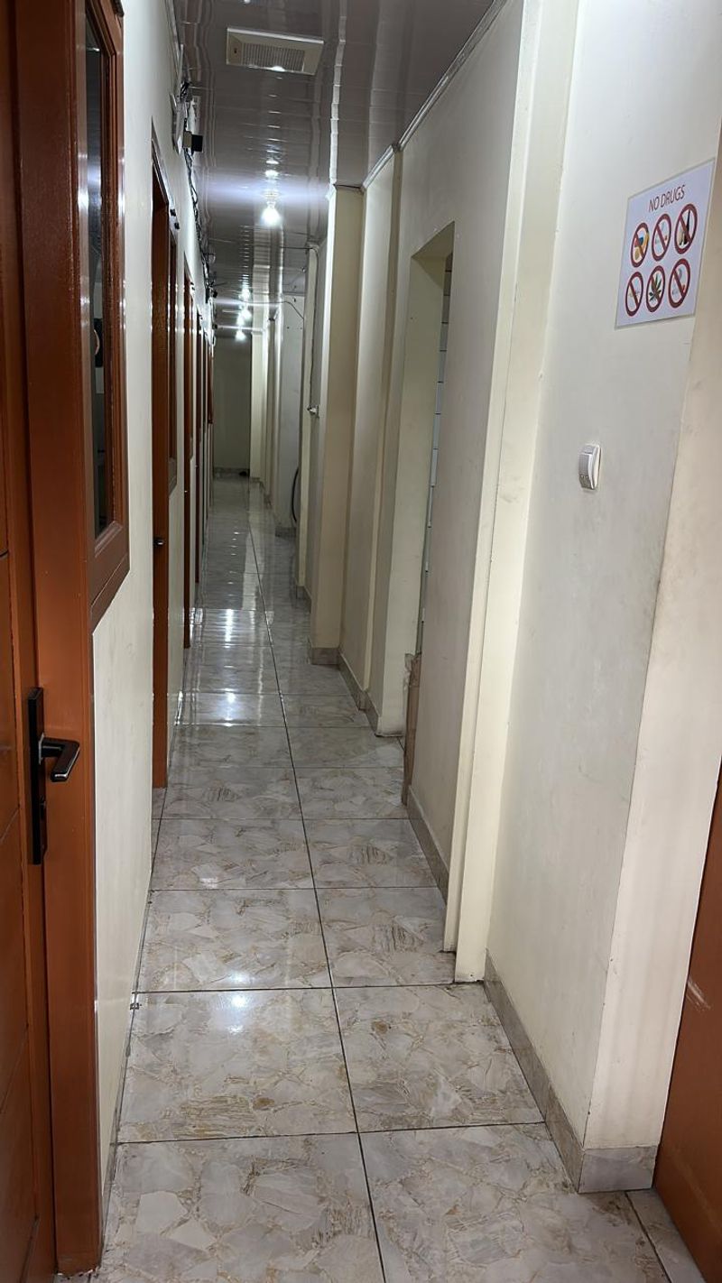 Dijual rumah kost 2 lantai furnish di tomang - 2