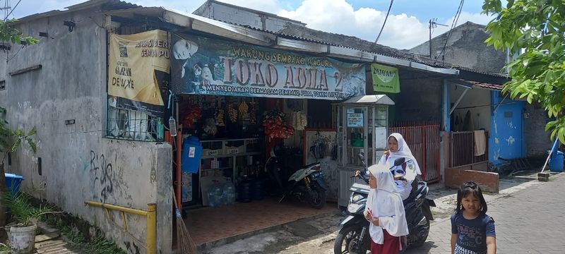 Dijual rumah dan kios murah di Binong permai - 3