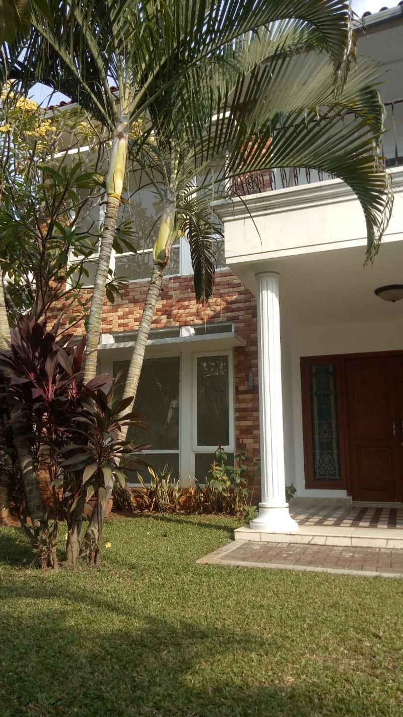 Dijual rumah siap huni di Kemang Timur - 5