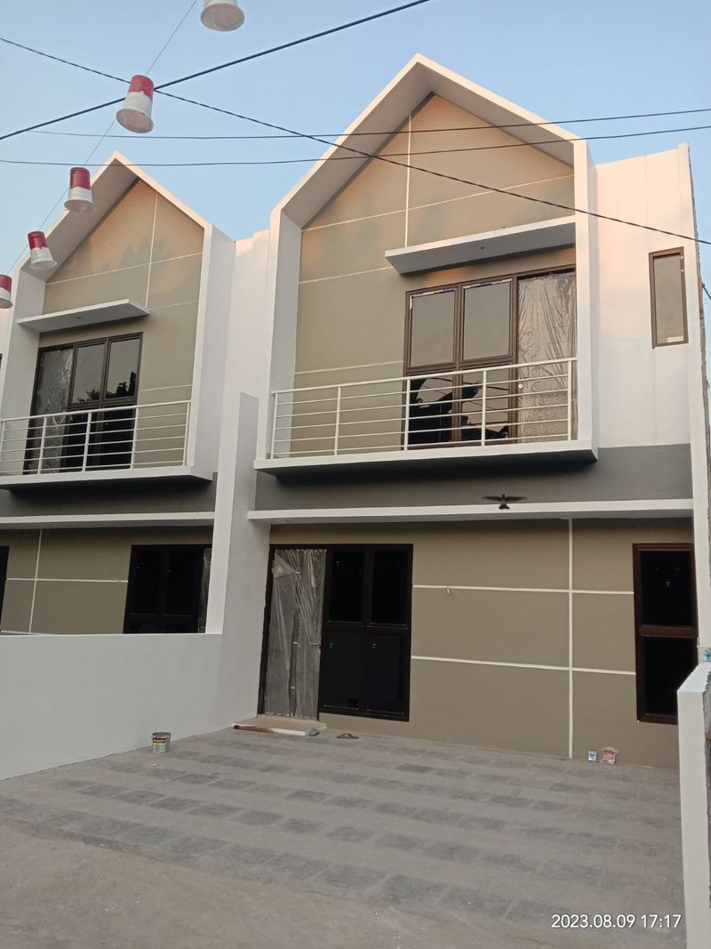 Rumah Siap Huni Dekat Pintu Tol Jatiwarna Pondok Gede Kota Bekasi, Dalam Kompleks Perumahan - 3