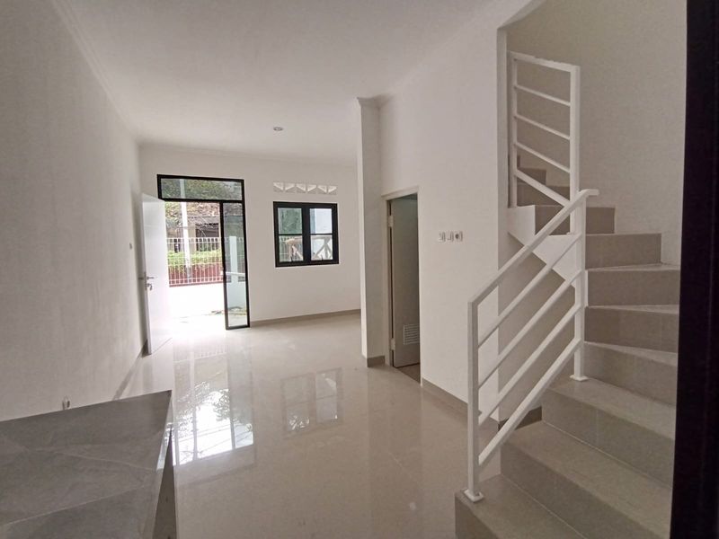 Rumah Baru Cantik di Menteng Wadas Setiabudi - 5