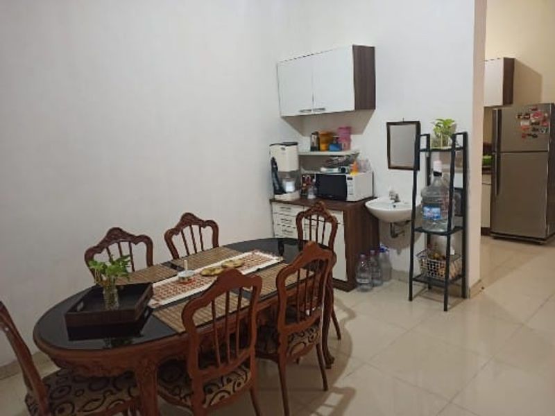 Dijual Rumah mewah 2Lt strategis  - 3