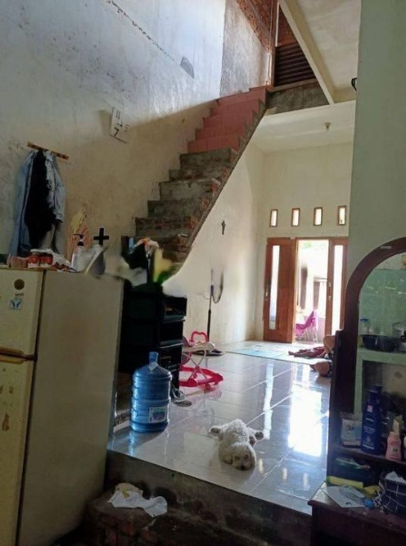 Rumah Keren di KOTA SURABAYA, Jawa Timur - 4