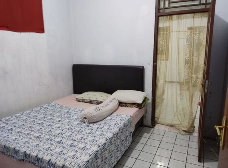 DIJUAL MURAH MIRING RUMAH LOKASI PREMIUM MENTENG WADAS SELATAN PASAR MANGGIS SETIA BUDI JAKARTA SELATAN - 4