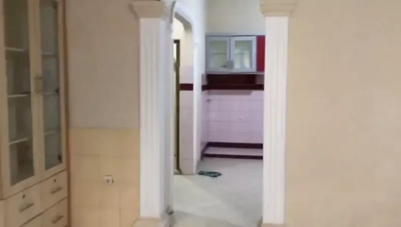 Dijual Rumah siap huni 2 Lantai 4KT 2KM Strategis - 2