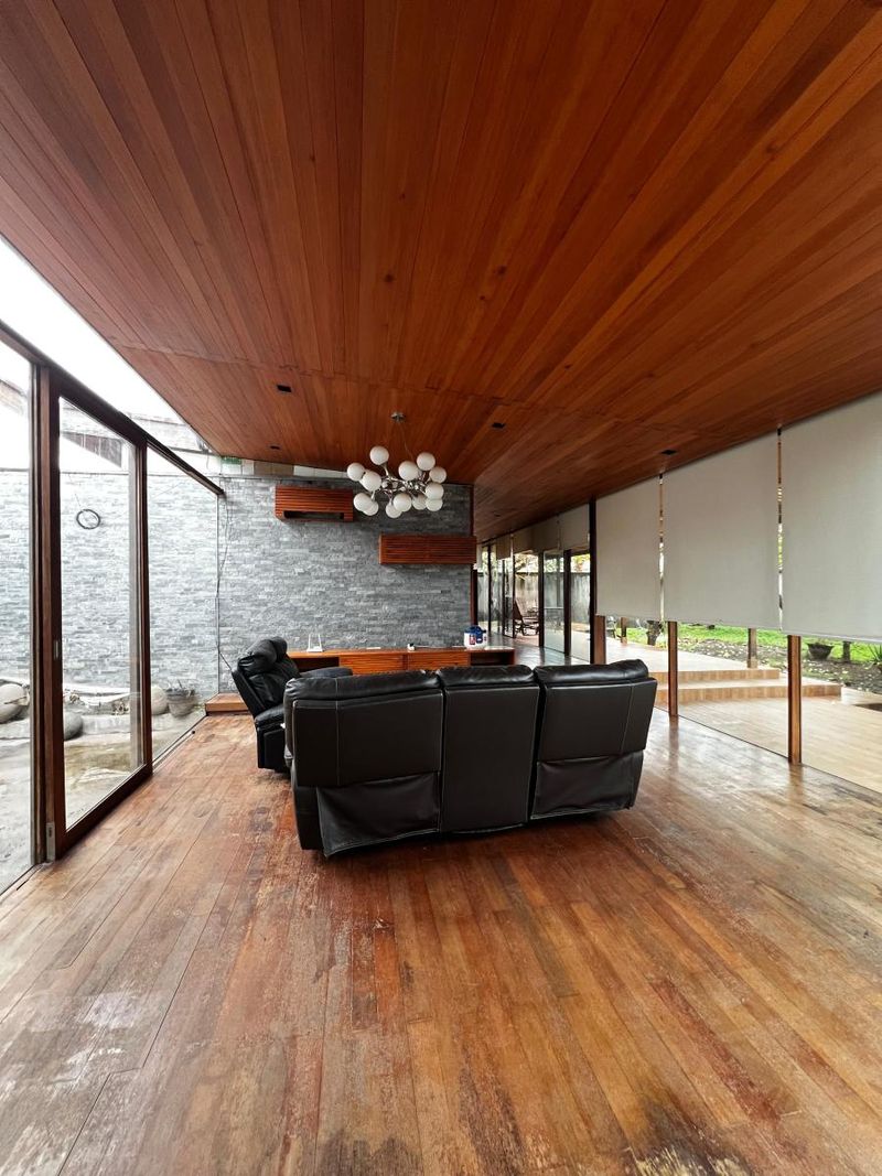 Sewa Rumah Besar Pet Friendly 4 Kamar Tukad Batanghari Denpasar Selatan - 5