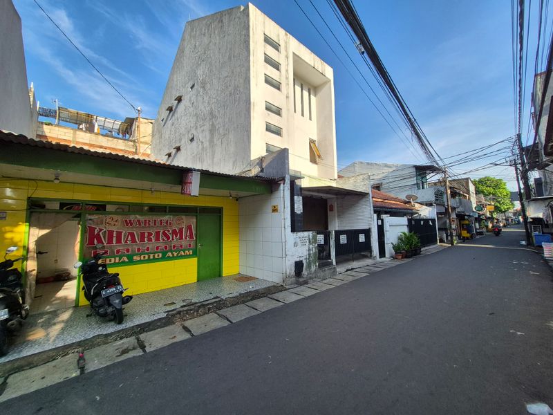 Dijual rumah kost-kostan 3 Lantai dekat stasiun mrt pasar blok-a - 2