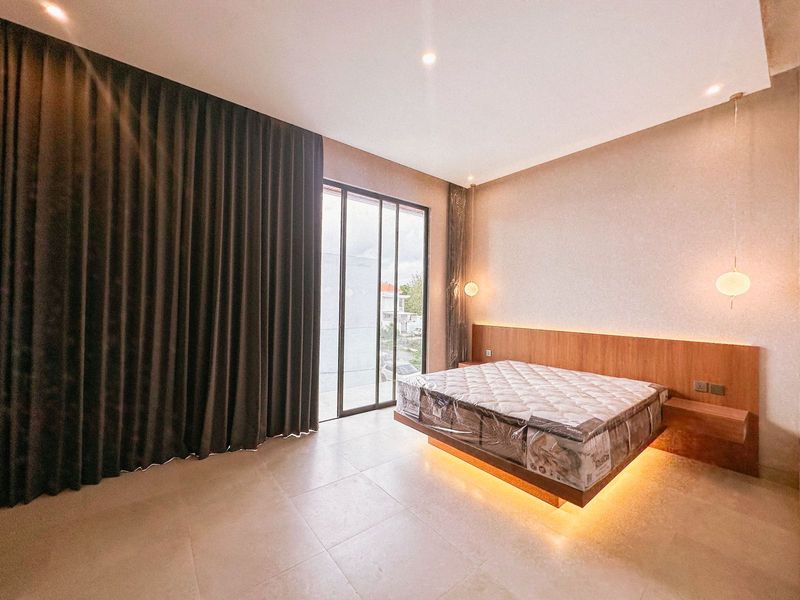 Dijual Rumah/Villa Mewah di Ubung Kaja, Denpasar Utara – 2BR, Kolam Renang Pribadi, SHM - 3