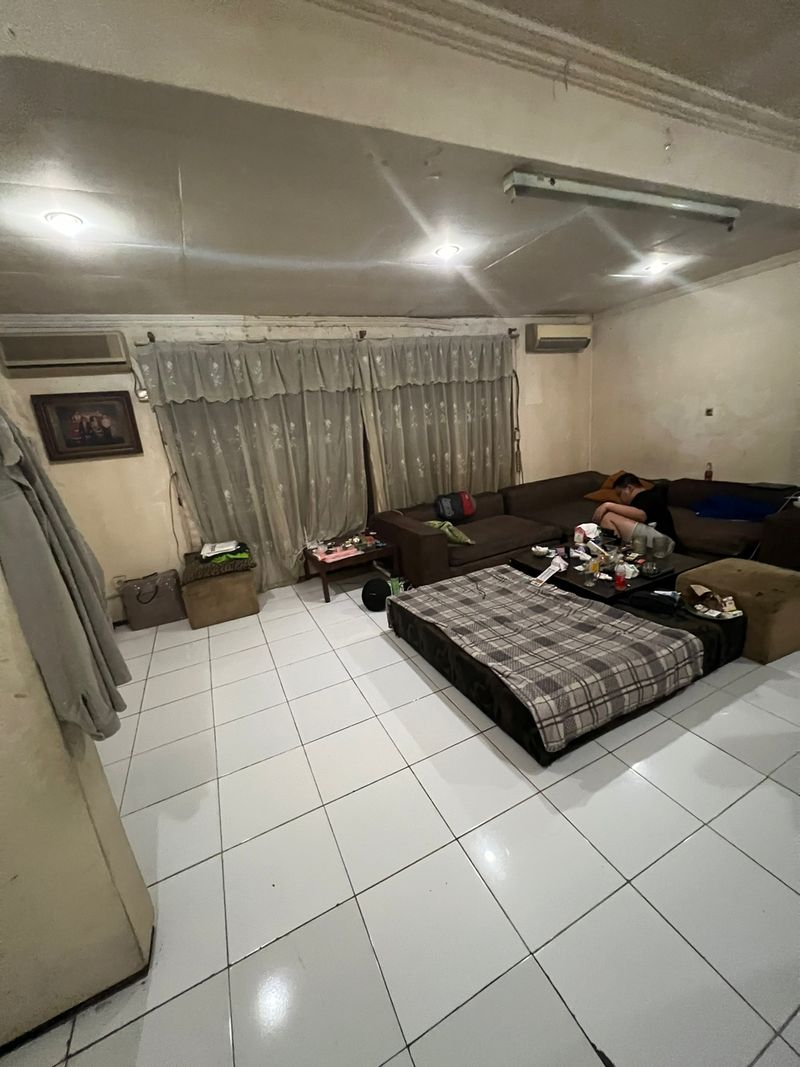 Dijual Rumah Tua di Area Senen - 5