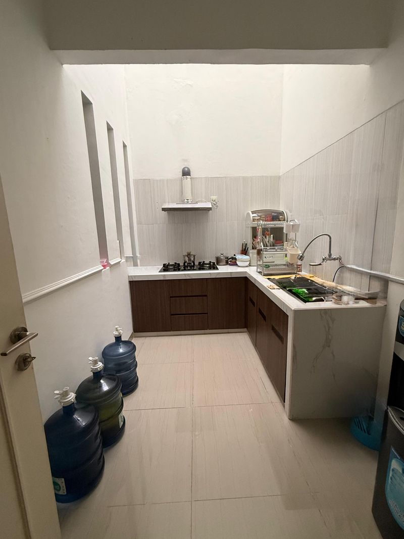 Dijual Rumah Duta Garden Cluster Beverly Hills - 2
