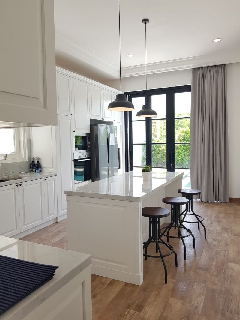 Rumah Mewah Di Townhouse - Tumaritis - Tulip Residence - 4