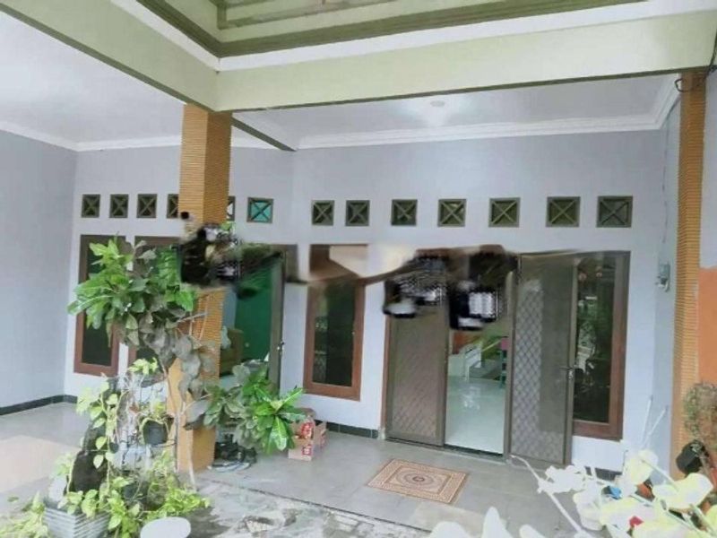 Rumah Cantik di KOTA SURABAYA, Jawa Timur - 2