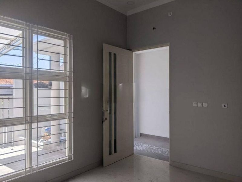 Rumah Mewah di KOTA SURABAYA, Jawa Timur - 4