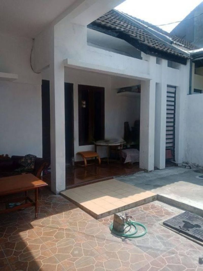 Rumah Cantik di KOTA SURABAYA, Jawa Timur - 3