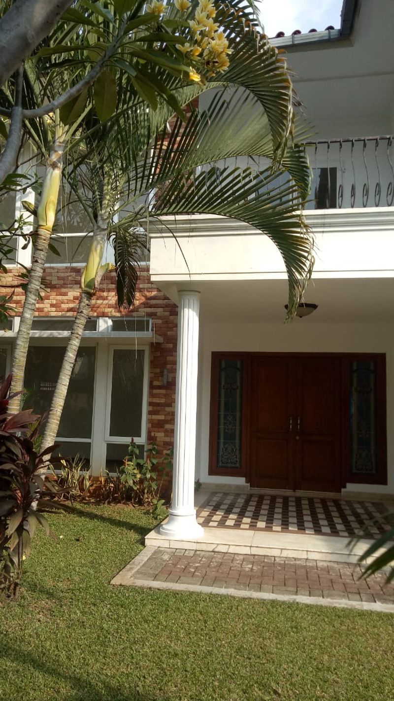 Dijual rumah siap huni di Kemang Timur - 4