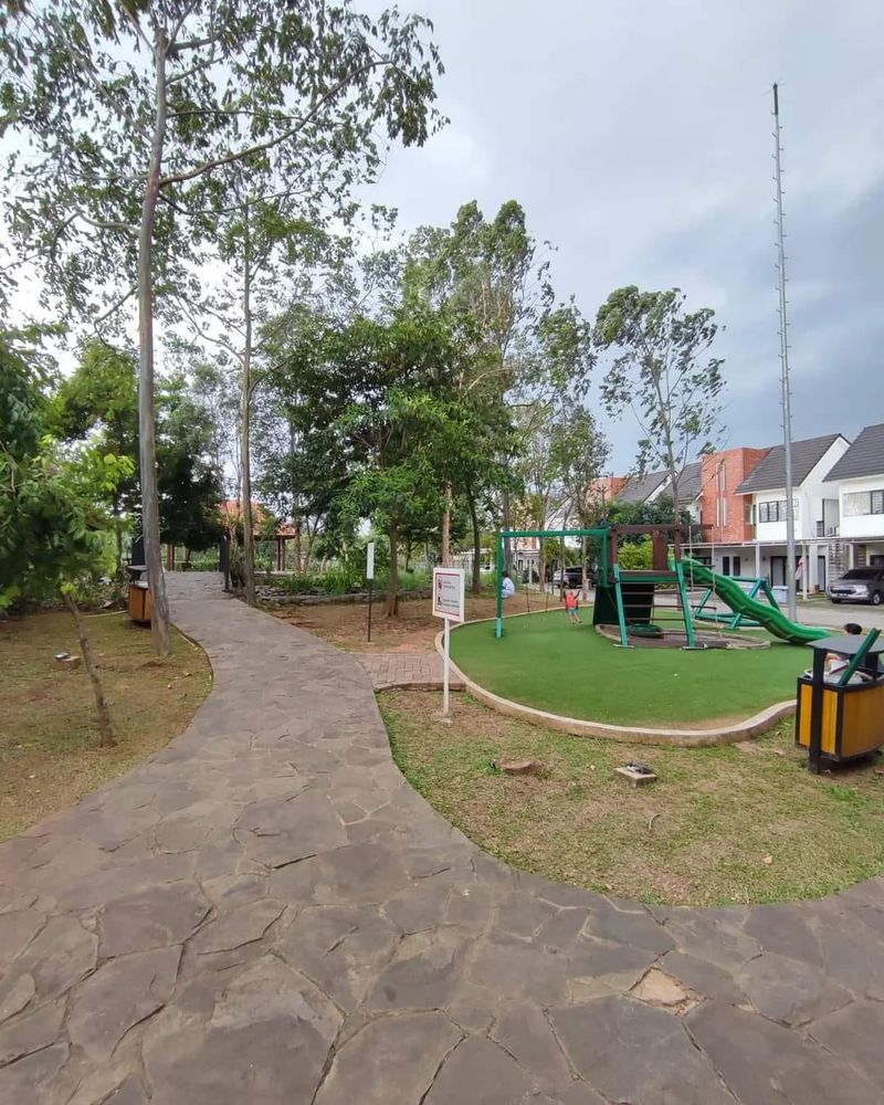 Dijual Rumah Bagus Siap Huni Dalam Cluster di Perumahan Vida Mustika Jaya Bekasi - 4