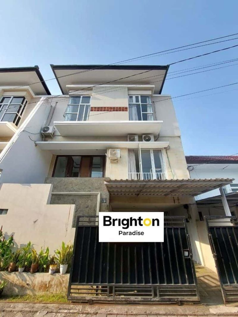Jual Rumah Villa Full Furnished 4 Lantai 3+1 Kamar Pool Nusa Dua - 2
