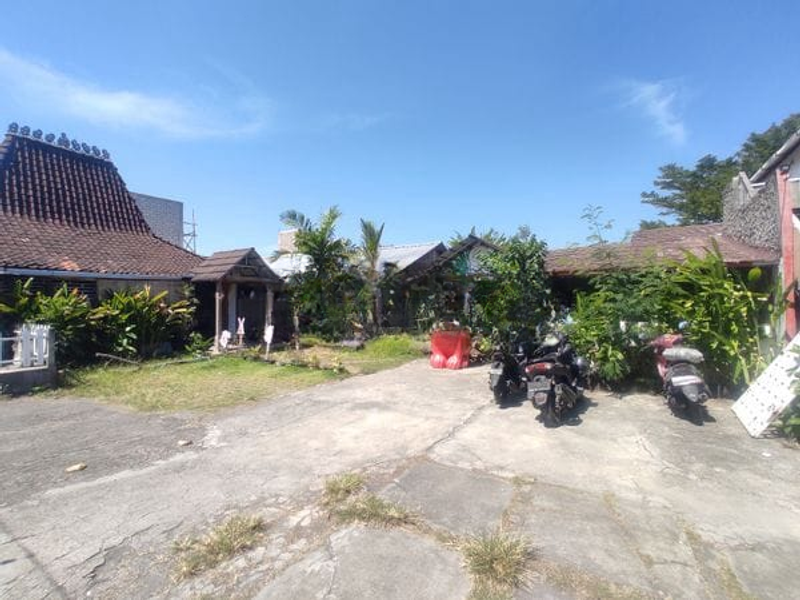Over Kontrak 5 Tahun Bangunan Eks Resto Coffee Shop Full Furnished 7 Are Kerobokan - 2
