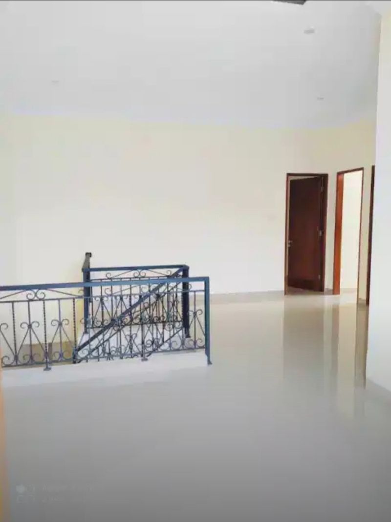 Dijual rumah baru 2 lantai di rawamangun benas banjir - 5