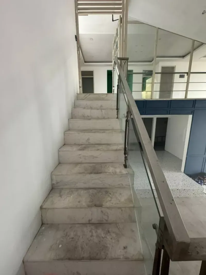 Dijual Rumah/tempat usaha cocok untuk cafe kebayoran baru - 3