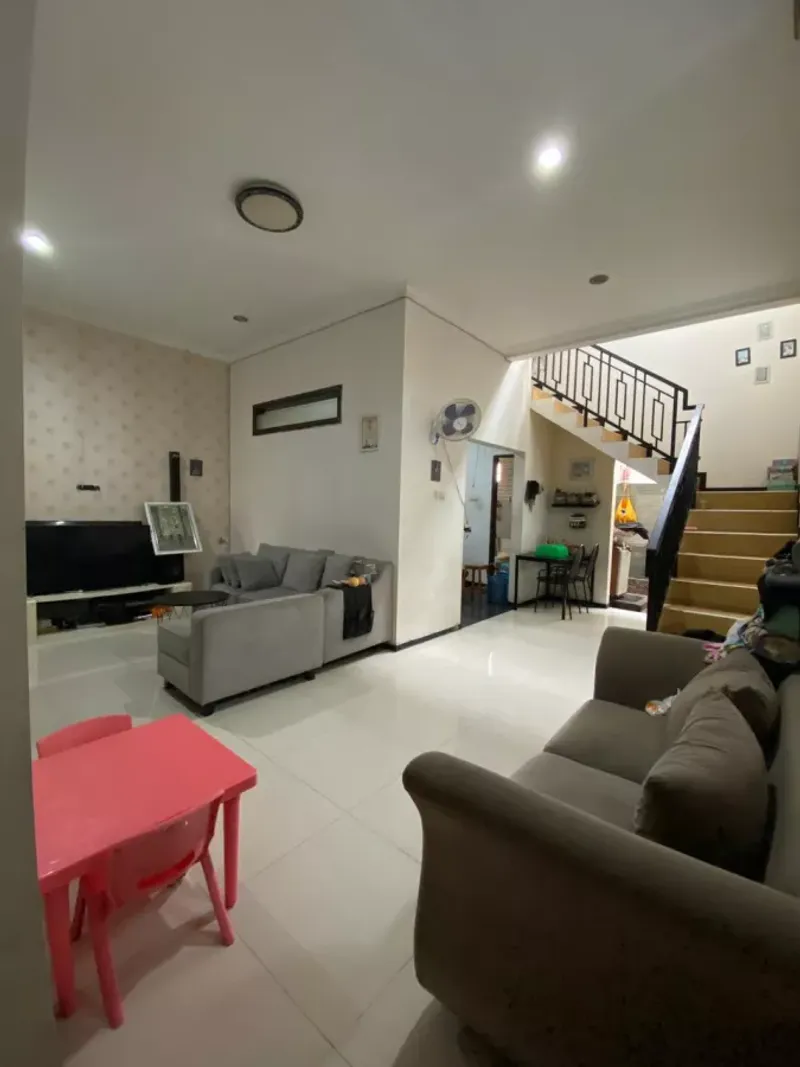 RUMAH BAGUS 2 LANTAI DI KELAPA GADING, BCS, BEBAS BANJIR JUAL MURAH - 3