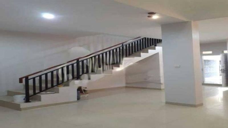 Rumah Dijual di Bandung Kulon, Kota Bandung — 3 KT, 3 KM