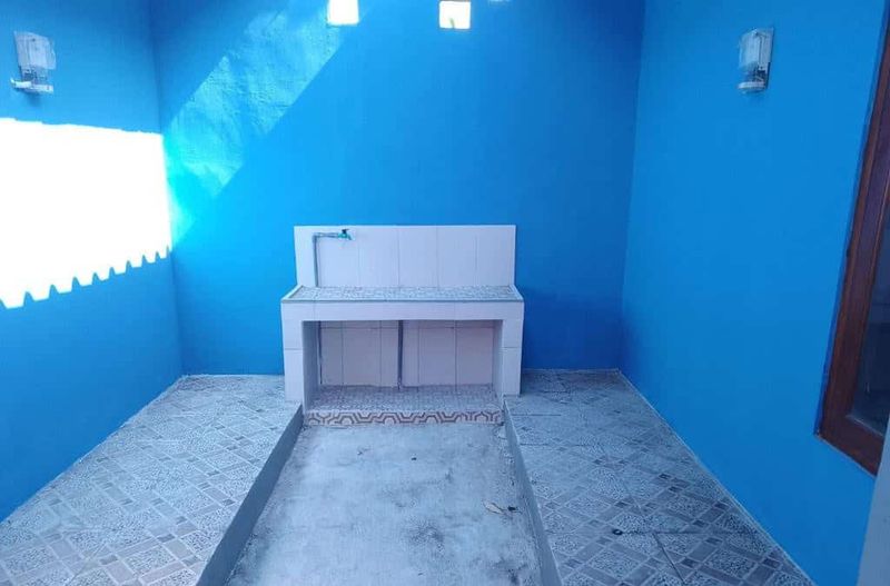 Dijual Kost 8 Kamar Jalan Sudirman Belakang Clandys Mart Seririt Buleleng - 2