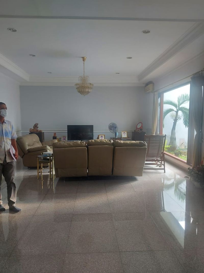 Rumah  Siap Huni di Taman  Lebak Bulus - 2