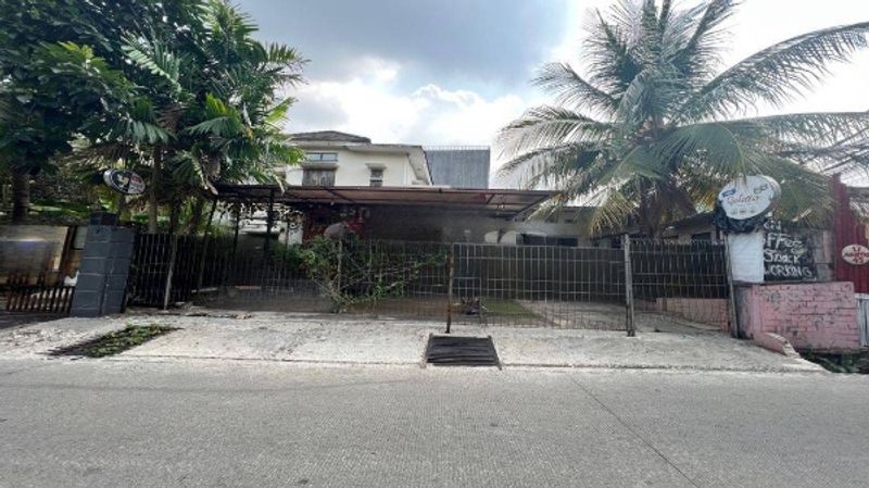 Selangkah ke Pondok Indah dan Terogong Raya, Rumah Murah di Cilandak Barat - 2