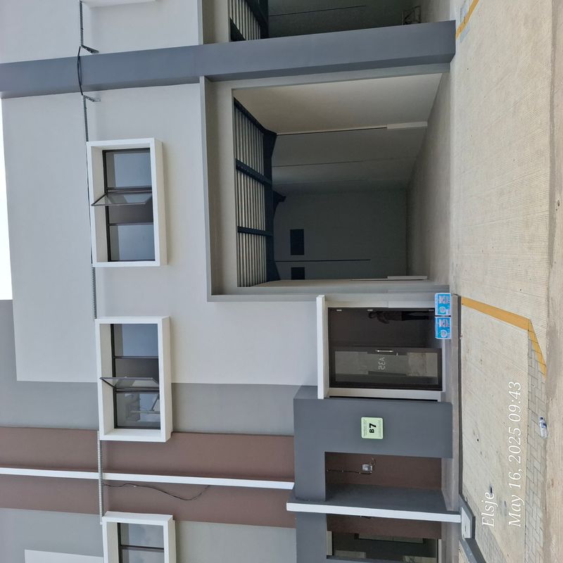 Dijual Gudang Bebas Banjir Eraprima Toha - 2