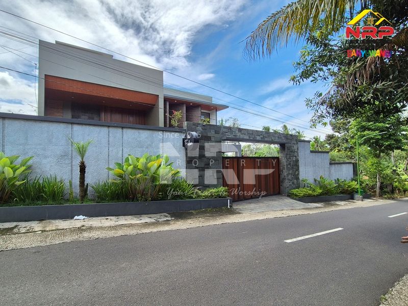 Dijual Villa Second di Tamansuruh - Kawah Ijen - 3