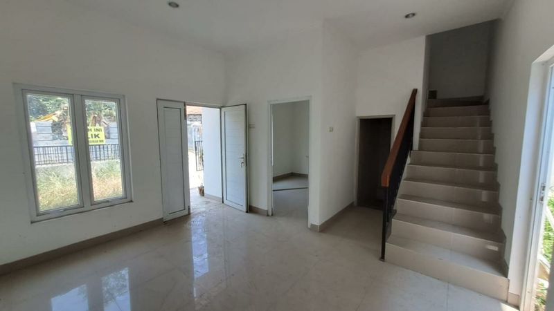  Dijual Rumah Siap Huni di kota tangerang selatan, Banten - 3