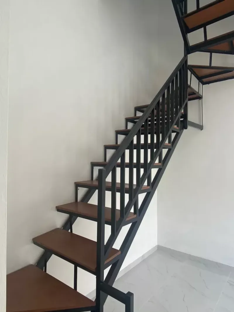 Rumah Baru 2 Lantai di Tengah Kota Jakarta Utara - 2