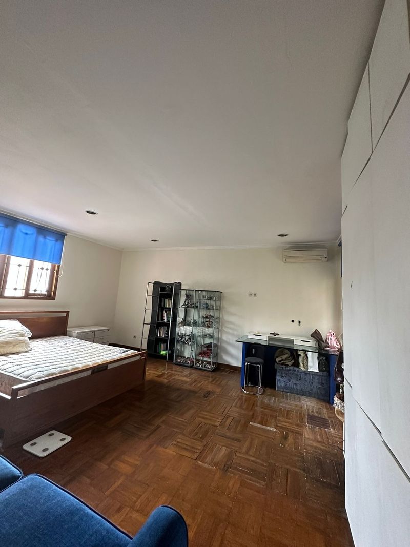 Rumah Siap Huni di Veteran - Jakarta Selatan - 4