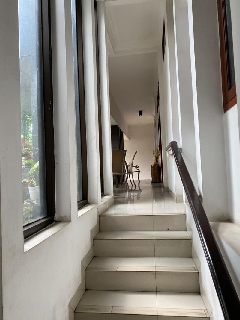 Rumah Lux Siap Huni di Turangga  - 3