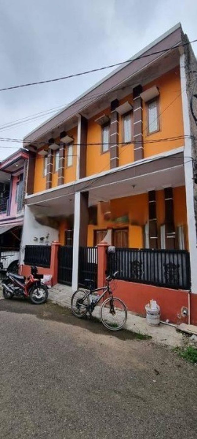 Rumah Dijual di Bandung Kulon, Kota Bandung — 4 KT, 4 KM