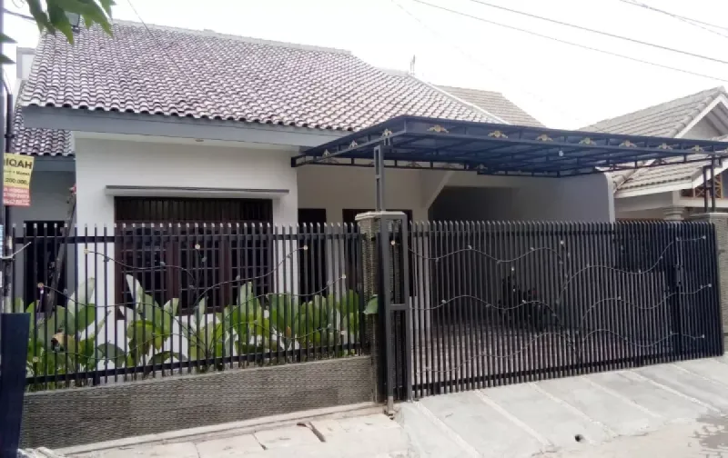 Rumah Bagus Baru Renovasi Dekat Pintu Tol Di Komplek Deplu - 2