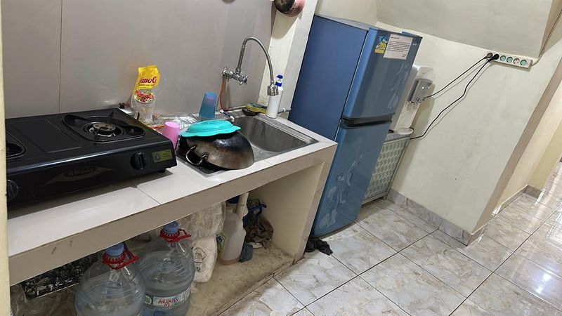 Dijual rumah kost 2 lantai furnish di tomang - 4